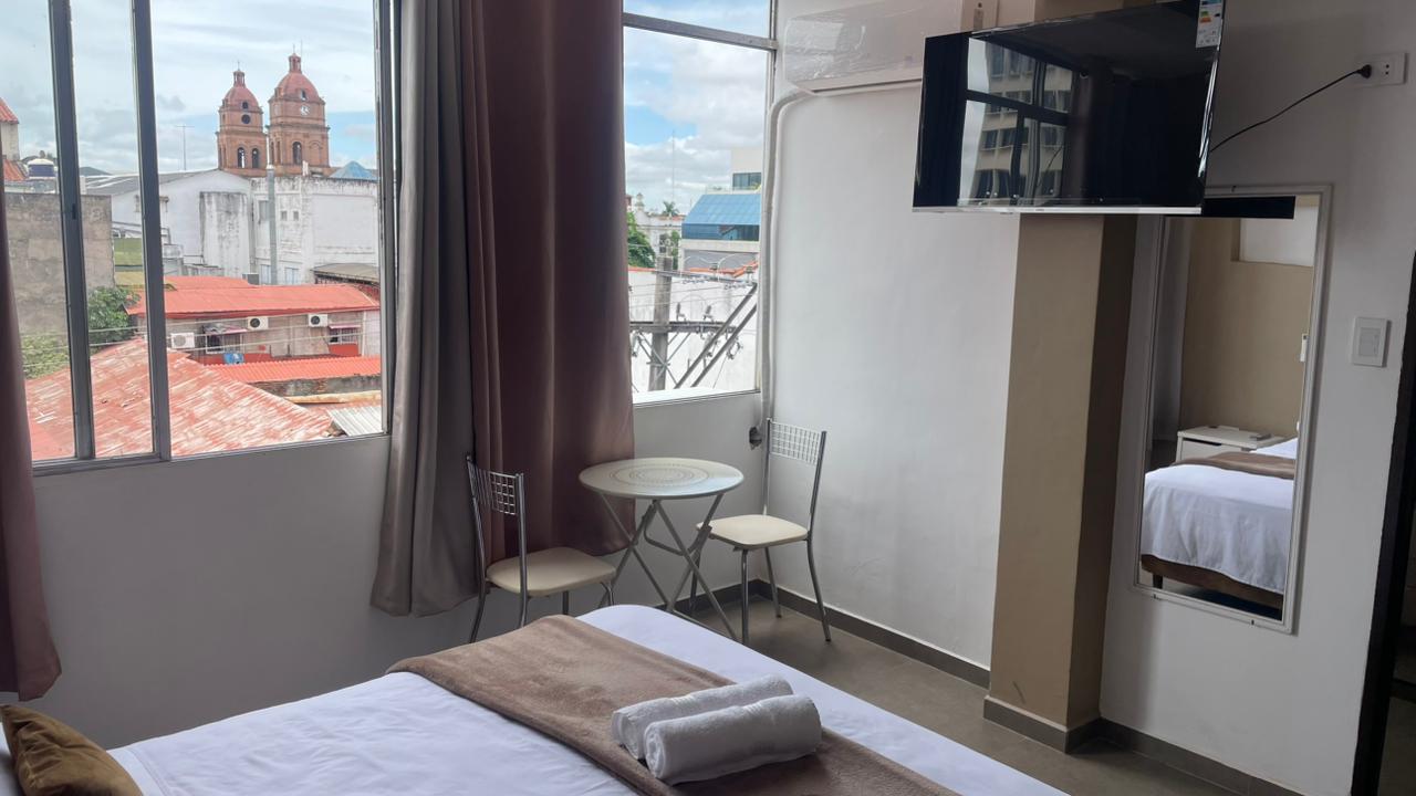 Vista a la Catedral | a 1 cuadra de la Plaza